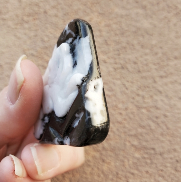 New Hand Carved Zebra Jasper Tiger Trapezoid Pendant. - Picture 5 of 13